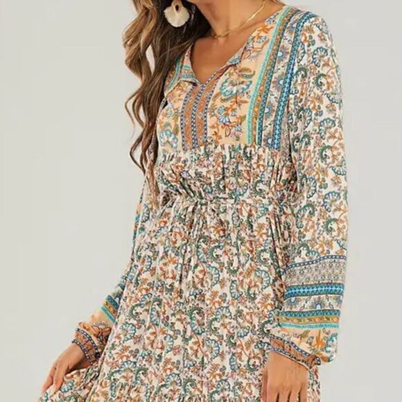 NWT! Gorgeous Boho Long Sleeve Midi Dress Ruffled Floral Tie Waist and Neck - Picture 2 of 7